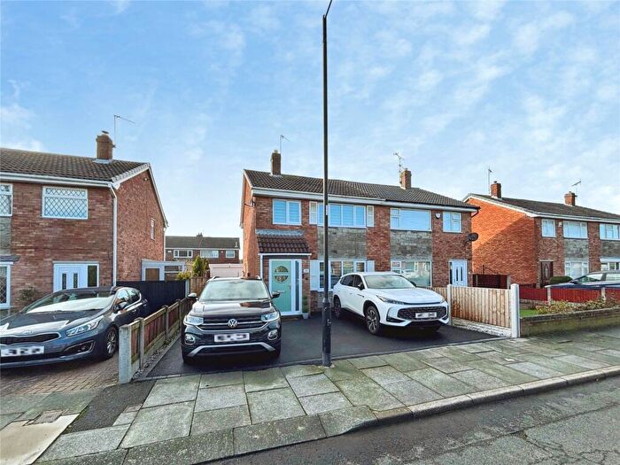 3 Bedroom Semi-Detached House For Sale In Dinmore Close, Balby, Doncaster, South Yorkshire, DN4