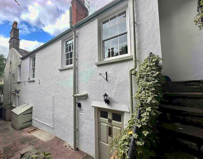 2 Bedroom Semi-Detached House To Rent In Hill Road, Clevedon, BS21