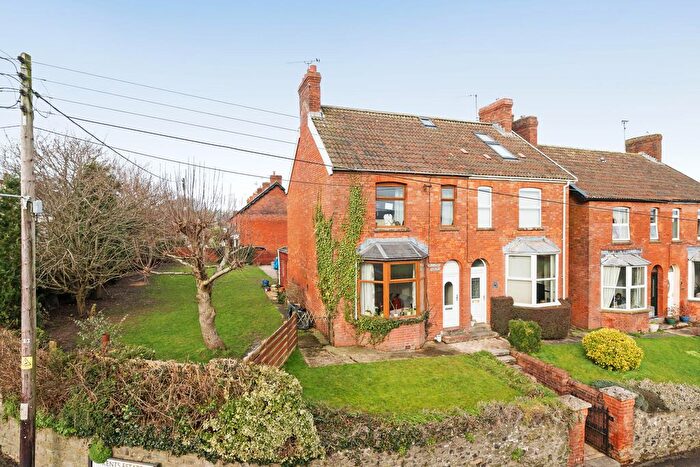 3 Bedroom Property For Sale In Hillside Villas, South Chard, Chard, TA20