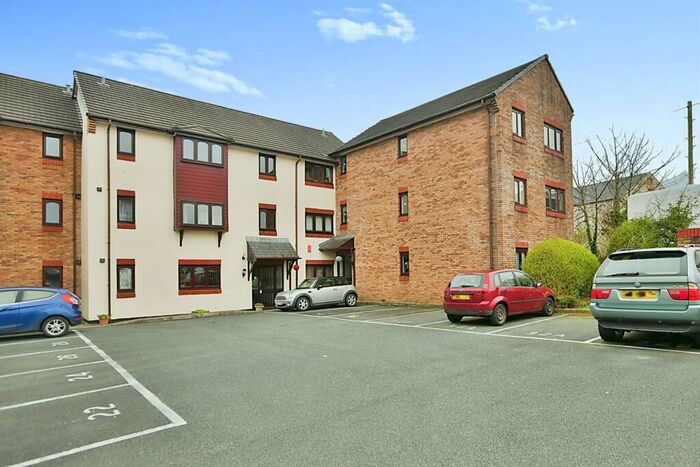 1 Bedroom Flat To Rent In Knighton Road, Plymouth, PL4