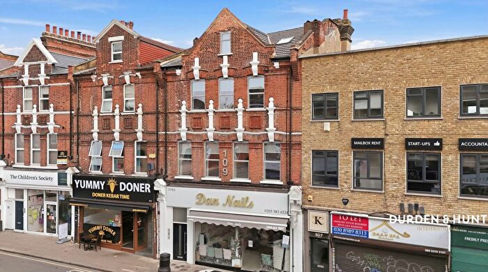 1 Bedroom Flat To Rent In George Lane, Woodford Green, E18