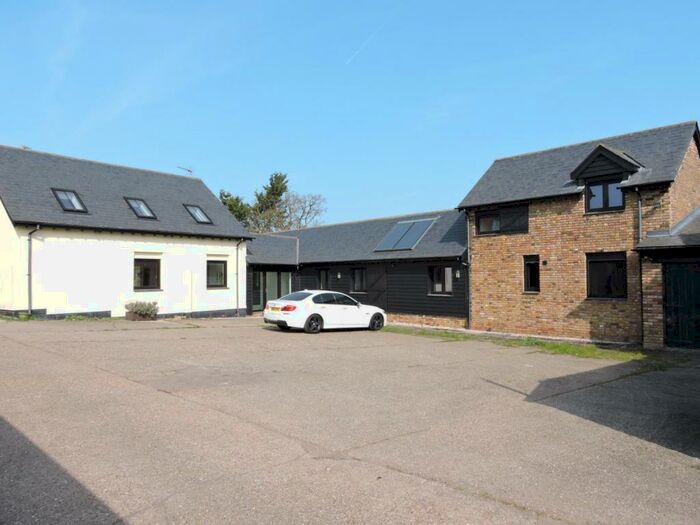 4 Bedroom Detached House To Rent In Mayflower, Cheshunt, EN7