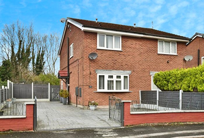 2 Bedroom Semi Detached House For Sale In Stapleford Close, Manchester, Greater Manchester, M23