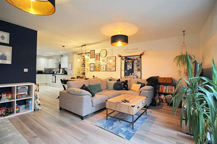 3 Bedroom End Of Terrace House For Sale In Gale Gardens, Aylsham, NR11