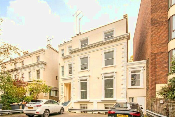 4 Bedroom Apartment To Rent In Finchley Road, St. John's Wood, London, NW8