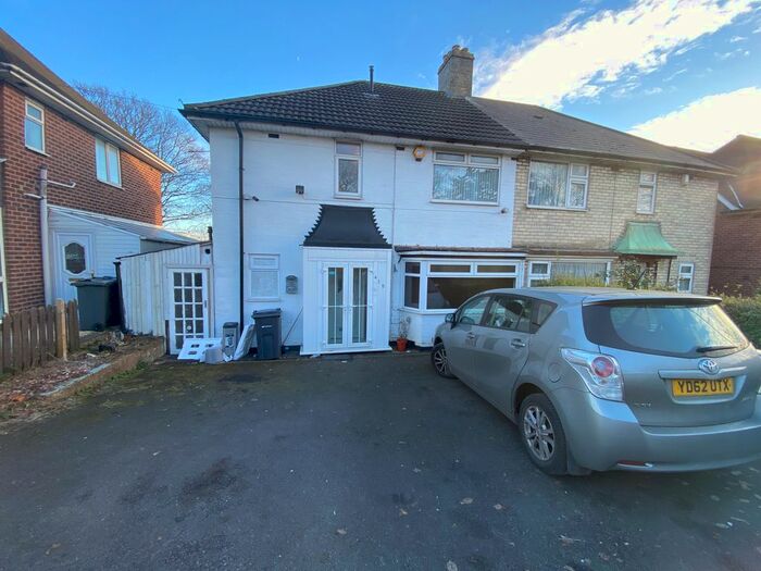 4 Bedroom Semi-Detached House To Rent In College Road, Birmingham, B44