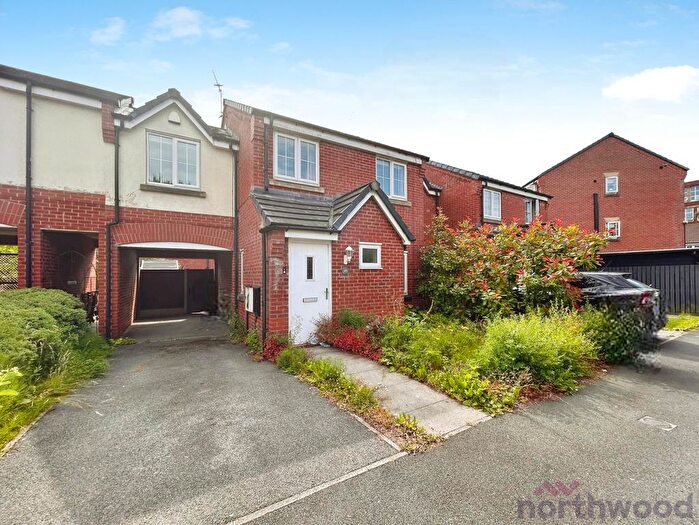 3 Bedroom Semi-Detached House For Sale In Valley Mill Lane, Bury, BL9