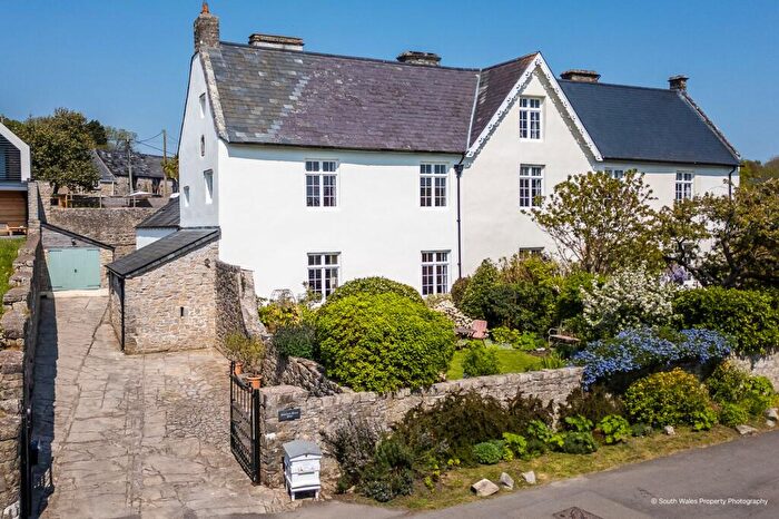 5 Bedroom Semi-Detached House For Sale In Plymouth House West, Dimlands Road, Llantwit Major -, CF61