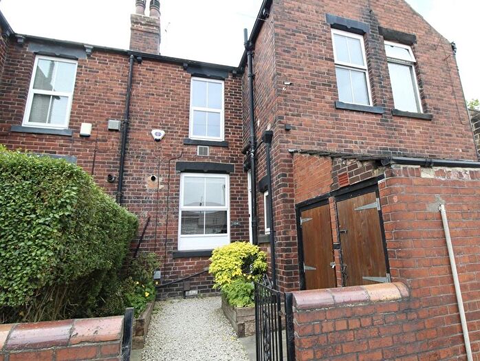 3 Bedroom Terraced House To Rent In Low Lane, Horsforth, Leeds, LS18