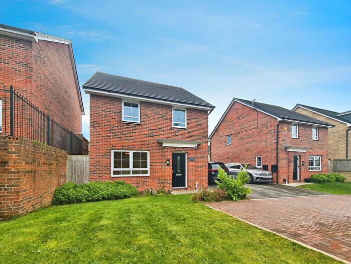 4 Bedroom Detached House To Rent In Hattersley Road West, Hyde, Greater Manchester, SK14