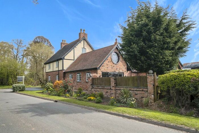 5 Bedroom Detached House For Sale In Holly Lane, Wishaw, Sutton Coldfield, Warwickshire, B76