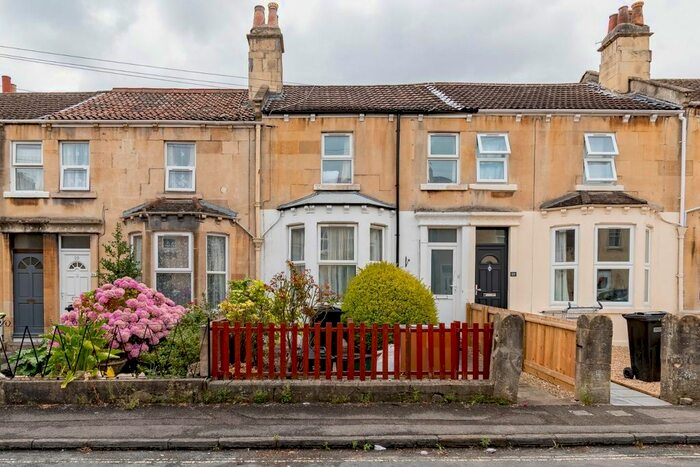 6 Bedroom Terraced House To Rent In Lorne Road, Bath, BA2