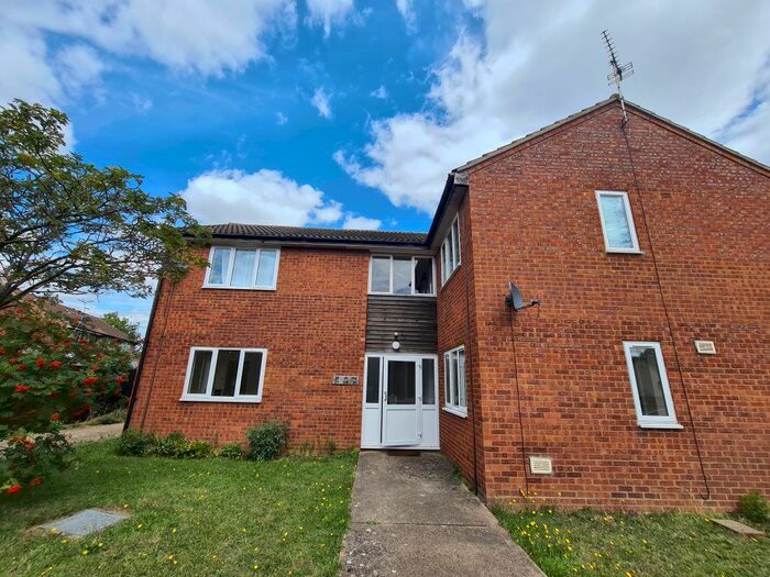 Studio To Rent In Armitage Way, Cambridge, CB4