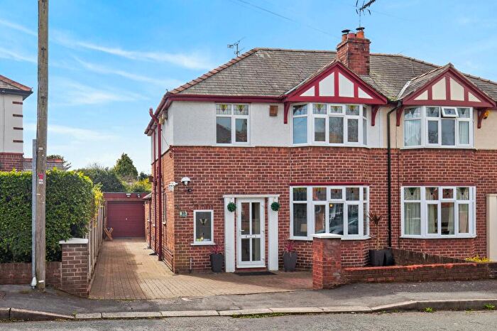 3 Bedroom Semi Detached House For Sale In High Park, Hawarden, CH5