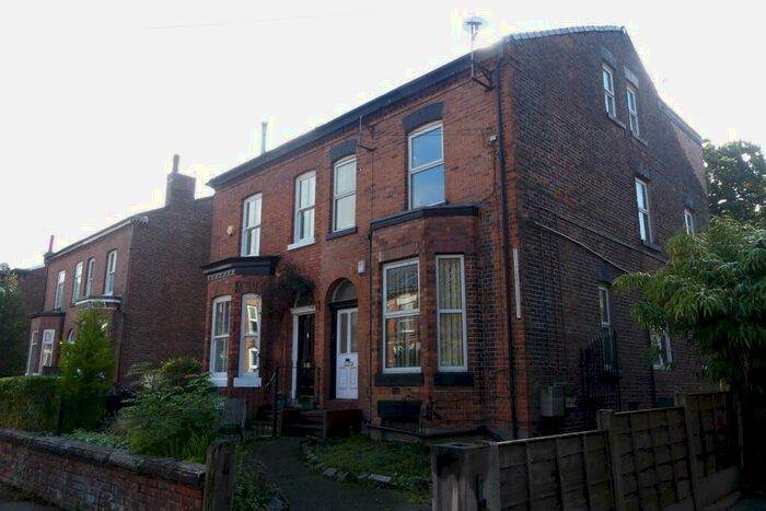 2 Bedroom Flat To Rent In Burlington Road, Manchester, M20