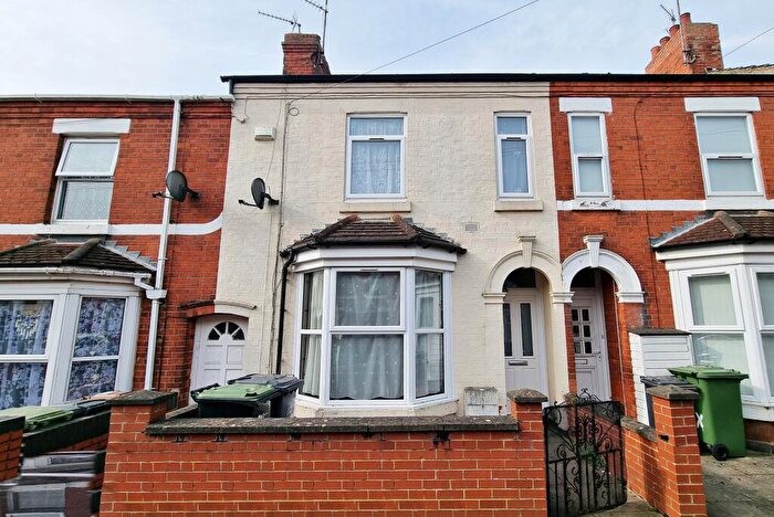 3 Bedroom Terraced House To Rent In Alexandra Road, Wellingborough, NN8
