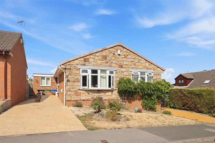 2 Bedroom Detached Bungalow For Sale In Bamford Road, Inkersall, Chesterfield, S43