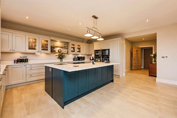 4 Bedroom Detached House For Sale In Main Street, Tansor, Peterborough, PE8