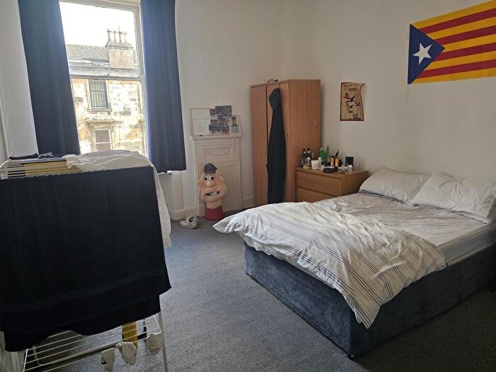 5 Bedroom Apartment To Rent In /, Kersland Street, Hillhead, G12