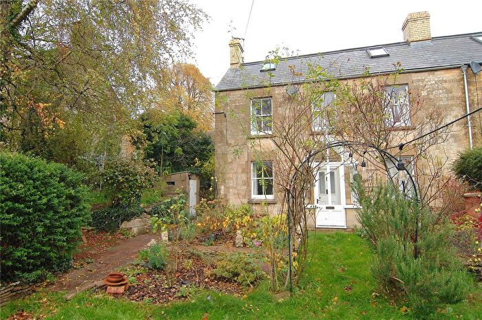 3 Bedroom Semi Detached House For Sale In Randalls Green, Chalford Hill, Stroud, Gloucestershire, GL6