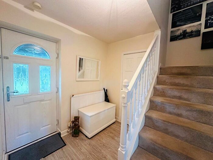 3 Bedroom End Of Terrace House For Sale In Broad Dean, Eaglestone, MK6