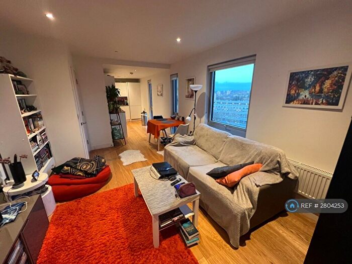 1 Bedroom Flat To Rent In Fenn Mansions, London, SE18