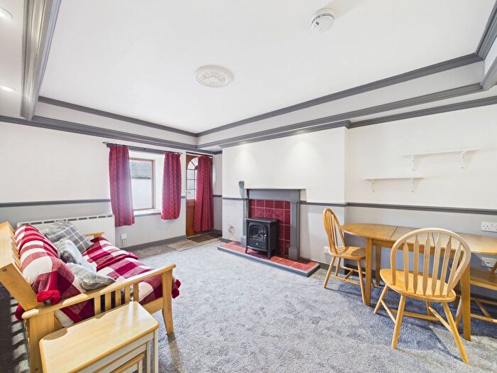 1 Bedroom Flat For Sale In B Causewayend, Coupar Angus, PH13