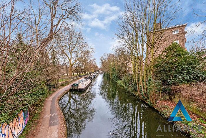 2 Bedroom Flat To Rent In Sotherby Court, Sewardstone Road, Victoria Park, E2