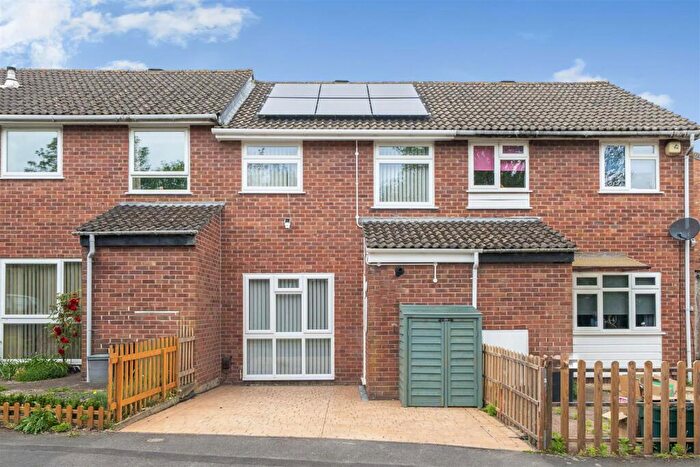3 Bedroom Terraced House For Sale In Dunster Gardens, Willsbridge, Bristol, BS30