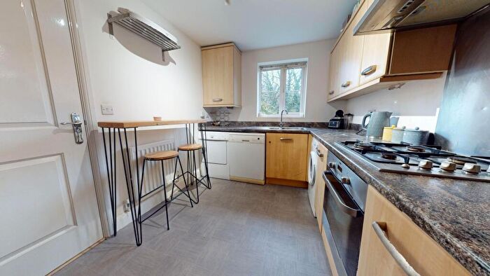 3 Bedroom End Of Terrace House For Sale In Dennetts Close, Daventry, NN11