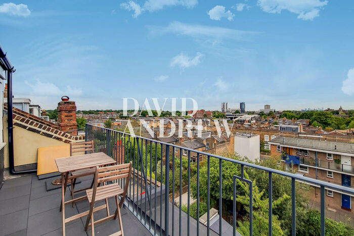 3 Bedroom Flat To Rent In Hanley Road, London, N4