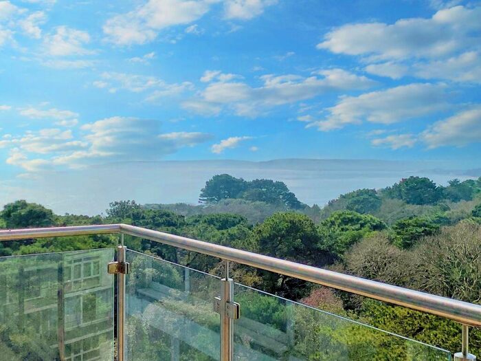 2 Bedroom Apartment For Sale In Admirals Walk, West Cliff Road