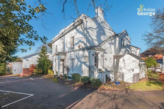 2 Bedroom Flat To Rent In Elmley Lodge, Harborne, B17