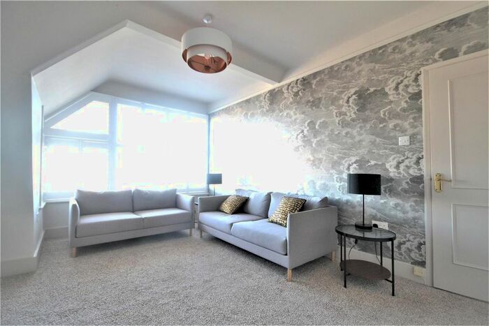 2 Bedroom Flat To Rent In Knole Road, Bexhill-On-Sea, TN40