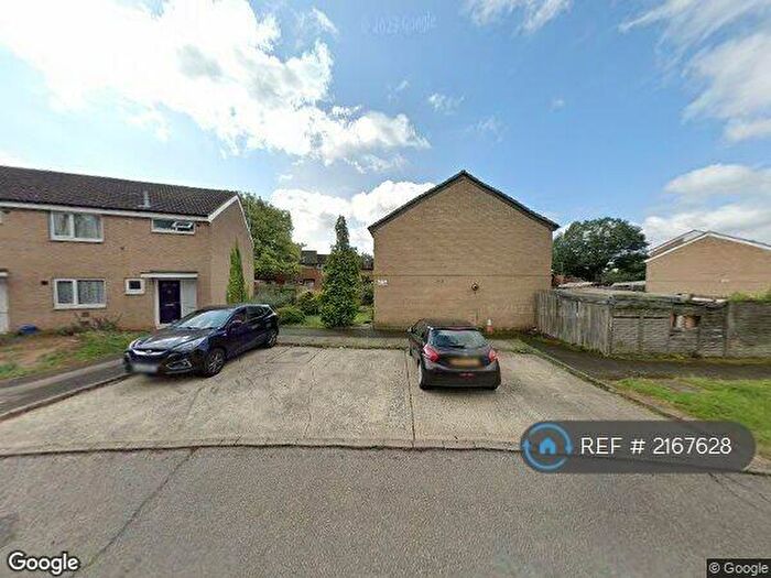 3 Bedroom Terraced House To Rent In Harefield Road, Northampton, NN3
