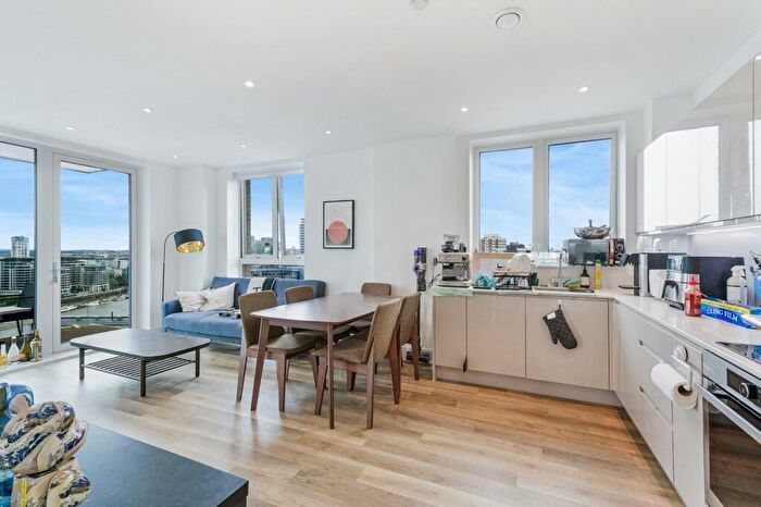 2 Bedroom Flat To Rent In Wilson House, York Road, Battersea, SW11