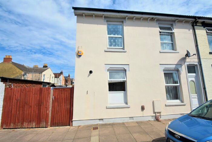 2 Bedroom End Of Terrace House To Rent In Monmouth Road, Portsmouth PO2