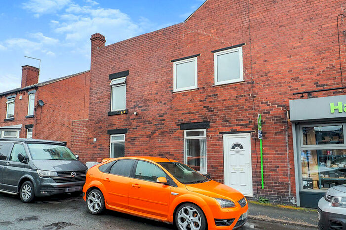 3 Bedroom End Of Terrace House To Rent In Midland Road, Royston, Barnsley, South Yorkshire, S71