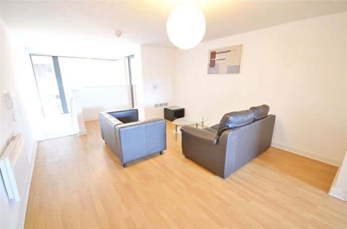 2 Bedroom Apartment To Rent In Life Building, Greenheys Lane, Hulme, Manchester, M15