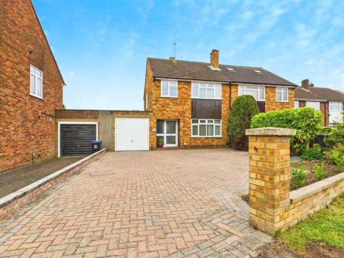 3 Bedroom House To Rent In Wellingham Avenue, Hitchin, Hertfordshire, SG5