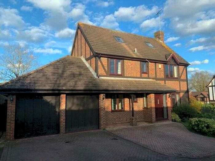 4 Bedroom Detached House To Rent In Kerris Way, Earley, Reading, Berkshire, RG6