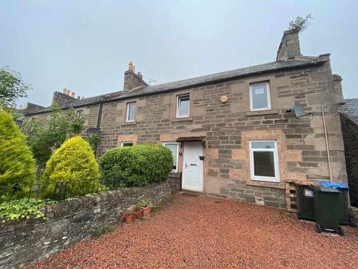 2 Bedroom Flat To Rent In Mulligan Court, Camperdown Street, Lochee, Dundee, DD2