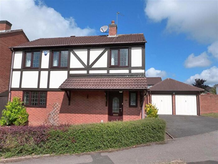4 Bedroom Detached House To Rent In Stanbrook Road, Shirley, Solihull, B90