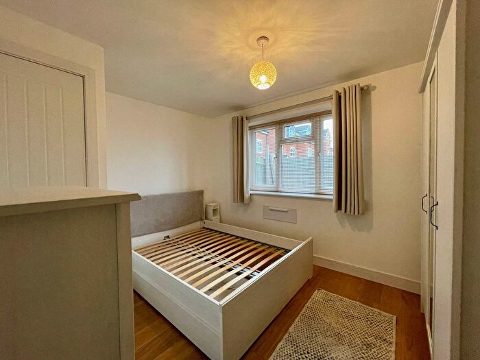 1 Bedroom Maisonette To Rent In Livingstone Road, Newbury, RG14