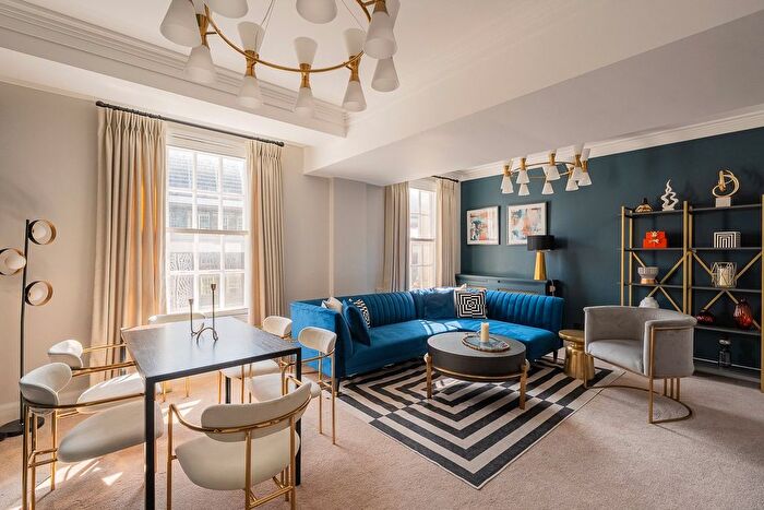 2 Bedroom Flat To Rent In Park Street, Mayfair, W1K