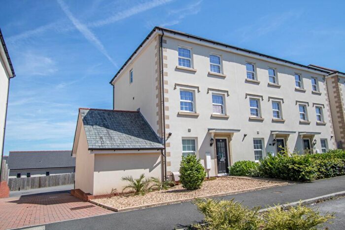 3 Bedroom End Of Terrace House For Sale In Staple Tor Road, Tavistock, PL19