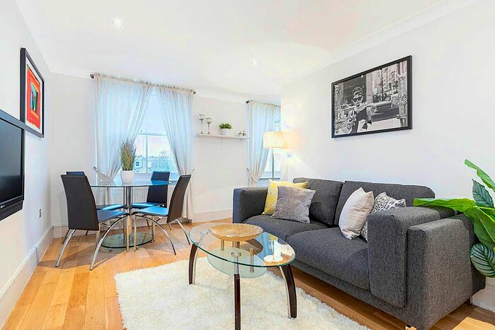 1 Bedroom Flat To Rent In Chepstow Road, London, W2