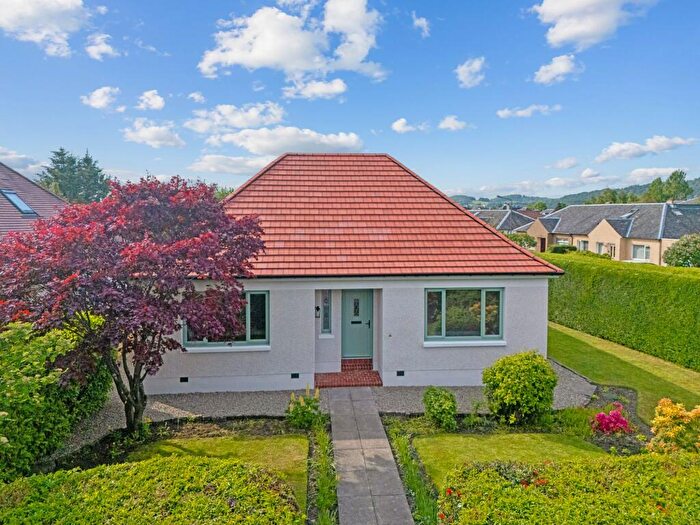 3 Bedroom Detached Bungalow For Sale In Dunster Road, Stirling, FK9