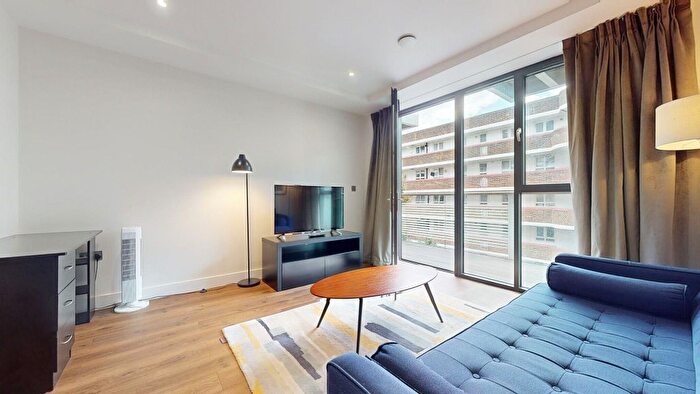 1 Bedroom Flat To Rent In Jamestown Road, London, NW1