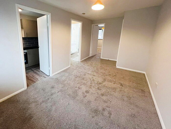 1 Bedroom Flat To Rent In Denbeck Wood, Eastleaze, Swindon, Wiltshire, SN5